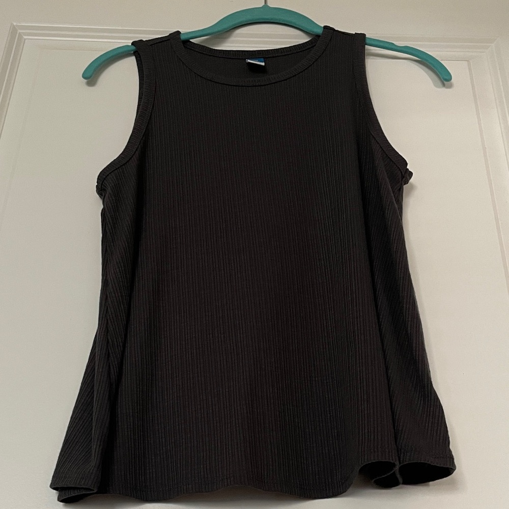 Old Navy Gray Sleeveless Top